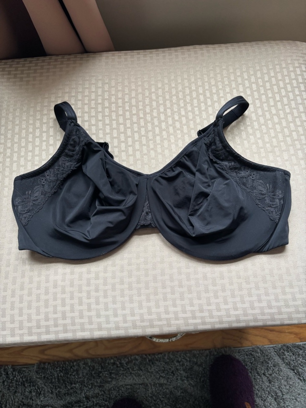 Olga Black Underwire - Women Plus size Cloud Nine Minimizer Bra